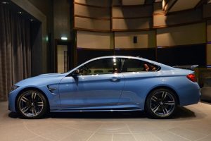 Yas Marina Blue F82 BMW M4  (15)