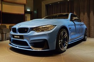 Yas Marina Blue F82 BMW M4  (2)