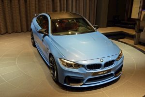 Yas Marina Blue F82 BMW M4  (3)