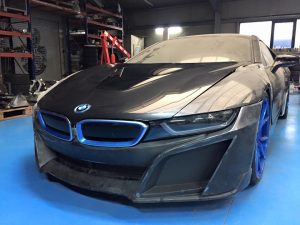 BMW i8 by German Special Customs with Carbon Fiber Aero Kit (4)