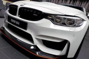 Alpine White BMW M4 GTS (10)