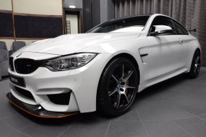 Alpine White BMW M4 GTS (34)