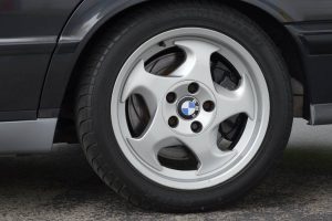 E34 BMW M5 V12