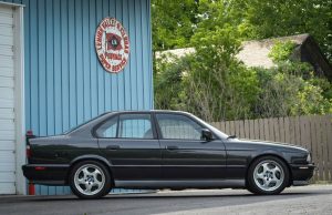 E34 BMW M5 V12