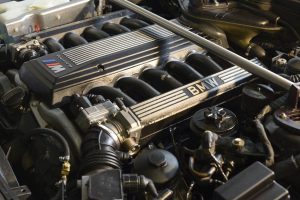 E34 BMW M5 V12