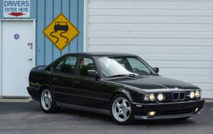 E34 BMW M5 V12