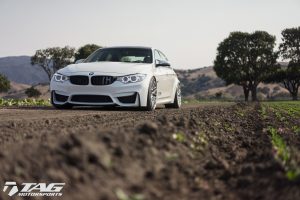 alpine-white-bmw-m3-with-hre-rc100-custom-wheels-9
