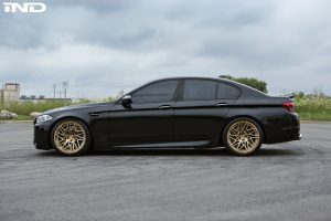 bmw-m5-with-carbon-aero-kit-2