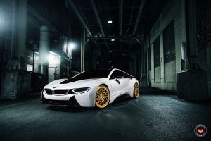 bmw-i8-looks-on-vossen-wheels-2
