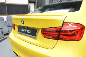 speed-yellow-bmw-m3-10