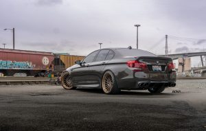 f10-bmw-m5-on-adv-1-wheels-2
