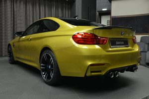 Austin Yellow F8 BMW M4 in Abu Dhabi (11)