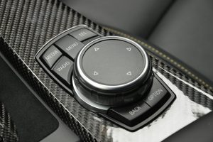 Austin Yellow F8 BMW M4 in Abu Dhabi (19)