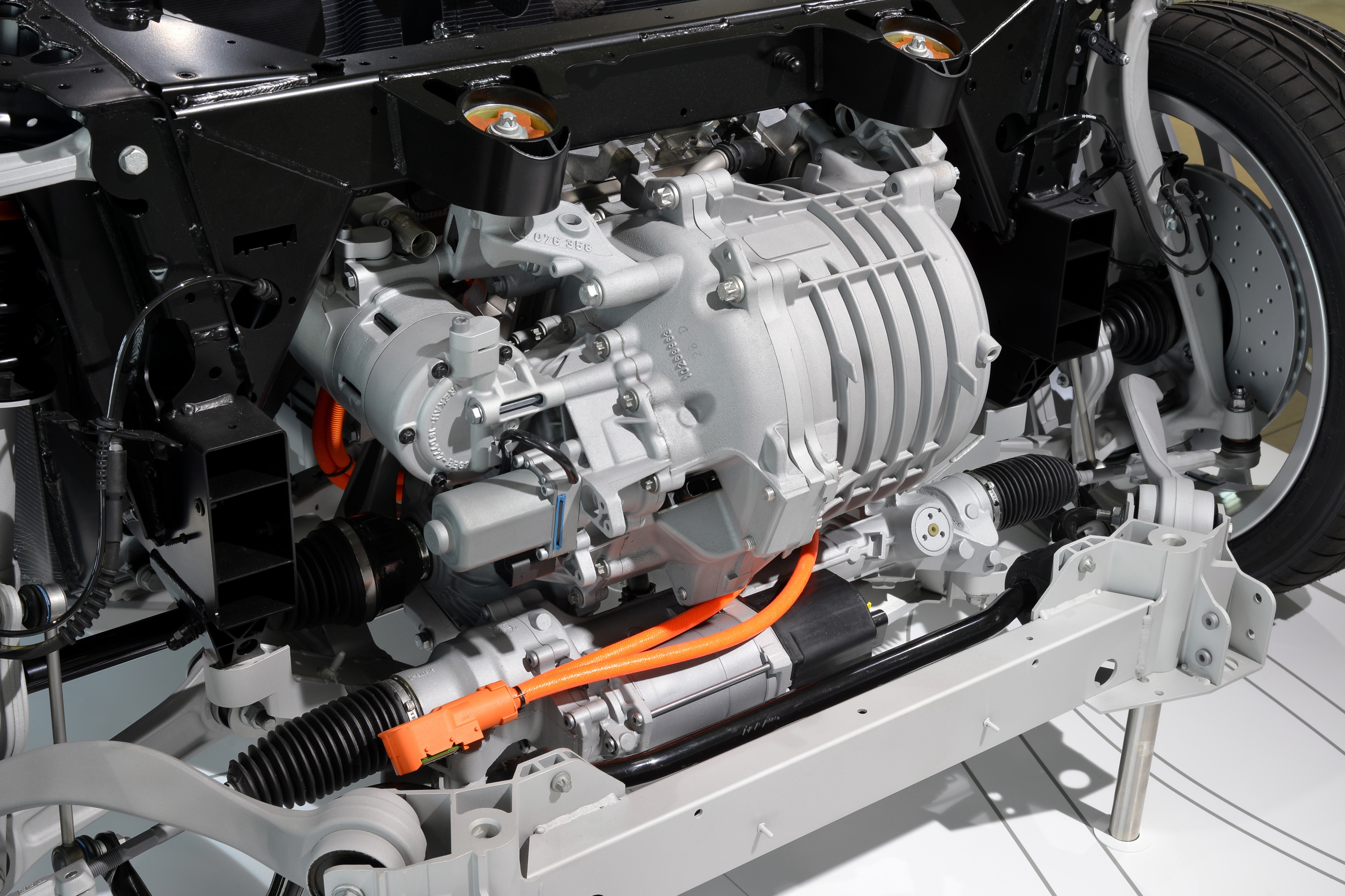BMW i8 Engine